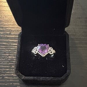 Silver ring Purple Heart stone Size 8